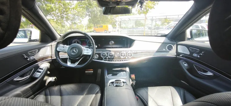 Mercedes-Benz S 560 2020