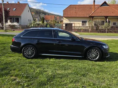 Audi A6 Allroad 2017 (miniatűr)