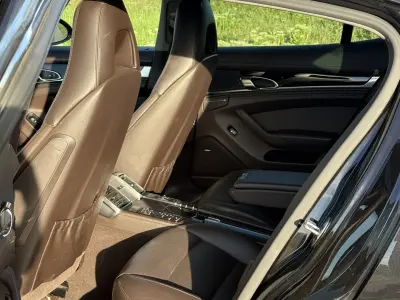 Porsche Panamera 2014 (miniatűr)