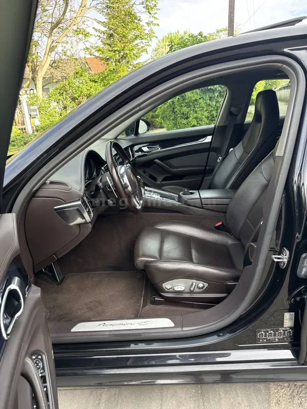 Porsche Panamera 2014
