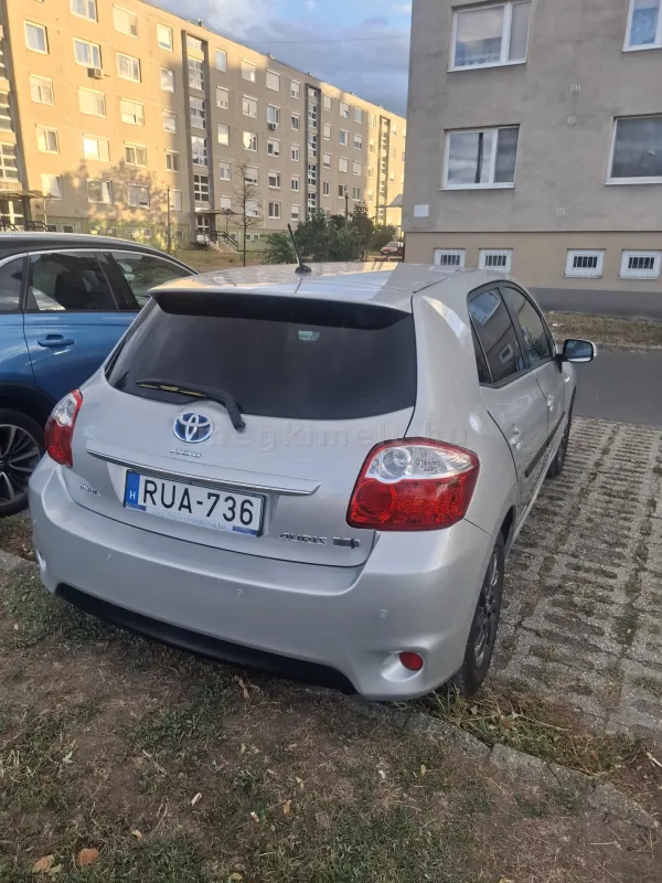 Toyota Auris 2011