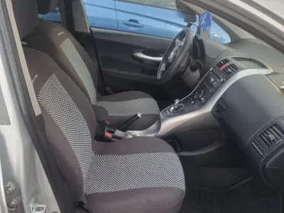 Toyota Auris 2011 (miniatűr)
