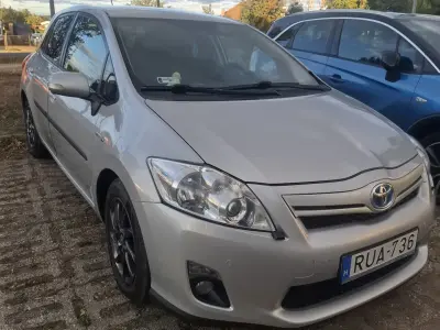 Toyota Auris 2011 (miniatűr)
