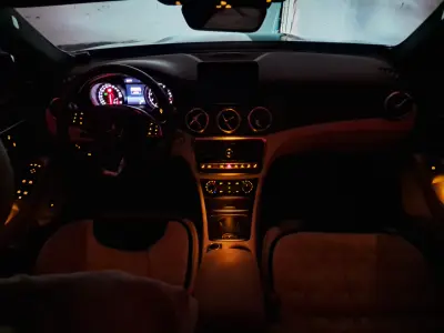Mercedes-Benz GLA 220 2019 (miniatűr)