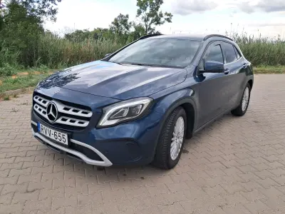 Mercedes-Benz GLA 220 2019 (miniatűr)