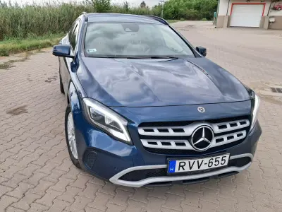 Mercedes-Benz GLA 220 2019 (miniatűr)
