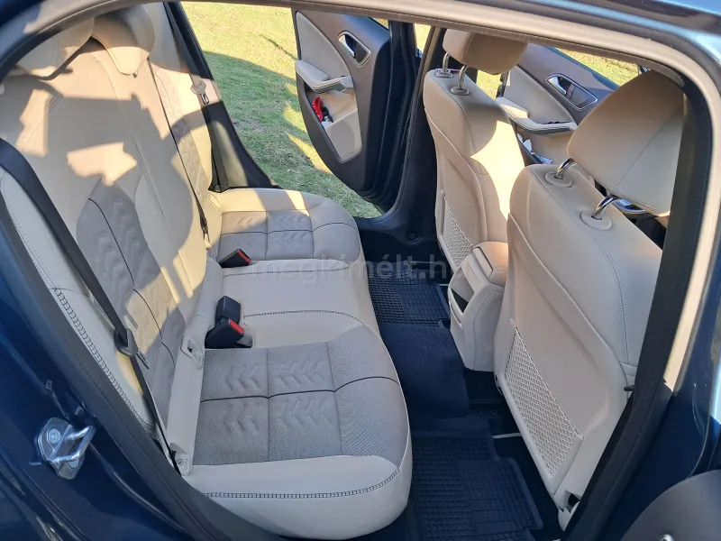 Mercedes-Benz GLA 220 2019
