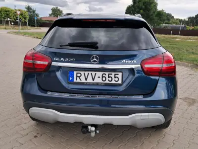Mercedes-Benz GLA 220 2019 (miniatűr)