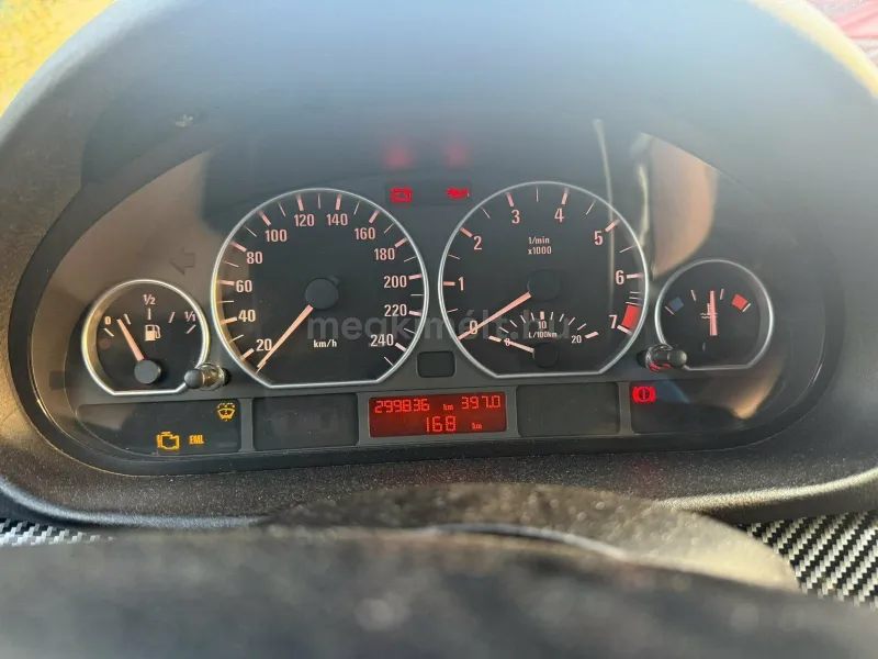 BMW 318 2005