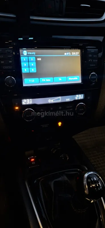 Nissan X-Trail 2015