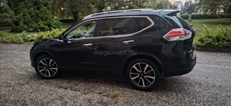 Nissan X-Trail 2015