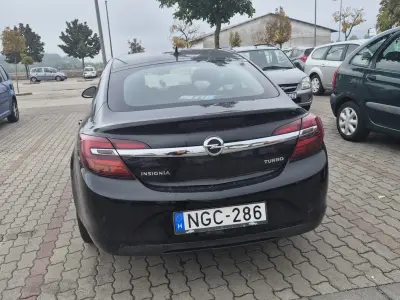 Opel Insignia 2015 (miniatűr)