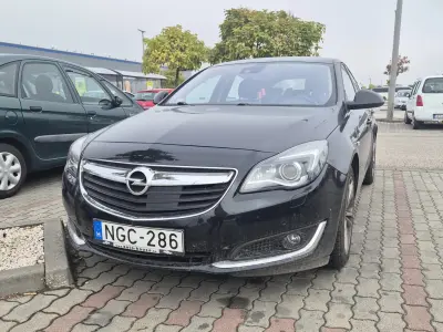 Opel Insignia 1.6 T benzin