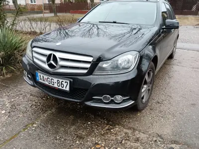 Mercedes-Benz C 220