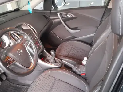 Opel Astra 2018 (miniatűr)