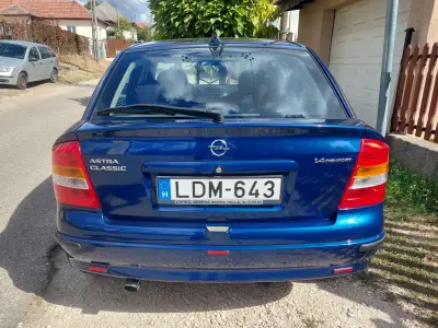 Opel Astra 2008 (miniatűr)