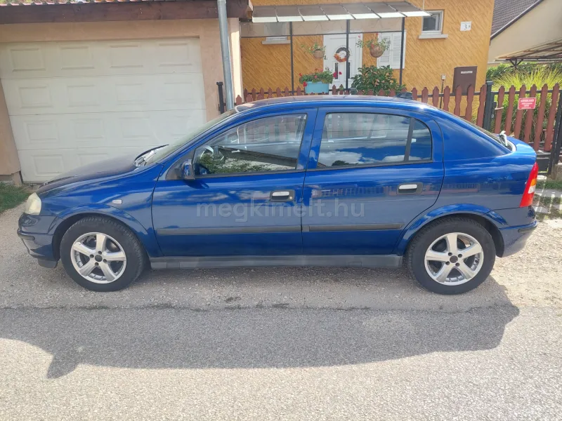 Opel Astra 2008