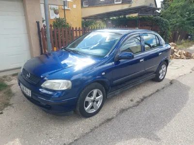 Opel Astra 2008 (miniatűr)