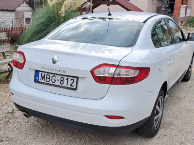 Renault Fluence 2012 (miniatűr)