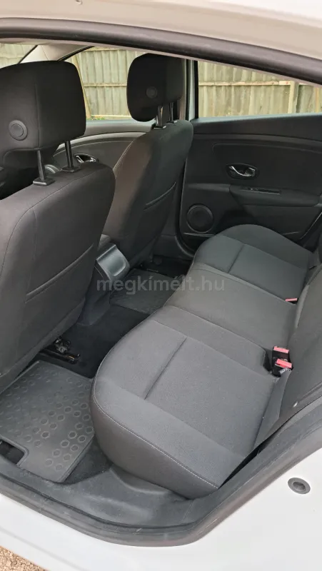 Renault Fluence 2012