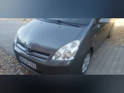 Toyota Corolla Verso 2006 (miniatűr)