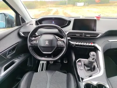 Peugeot 5008 2019 (miniatűr)