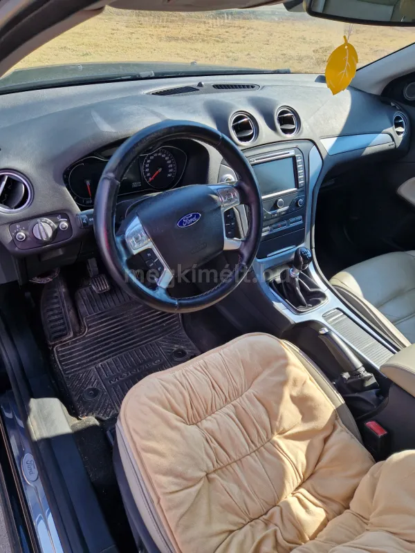 Ford Mondeo 2013