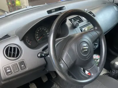 Suzuki Swift 2006 (miniatűr)