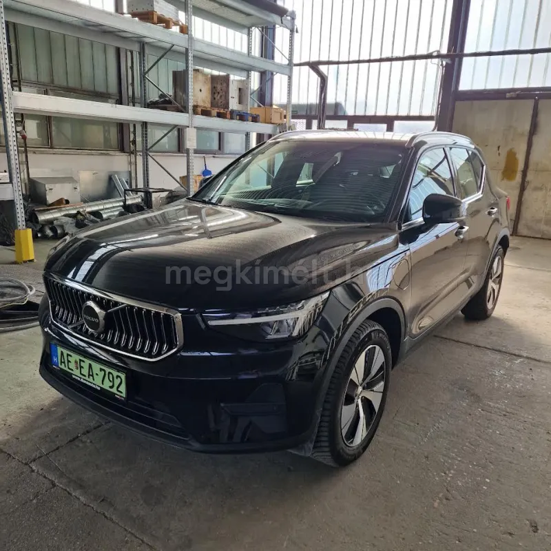 Volvo EX40 2023