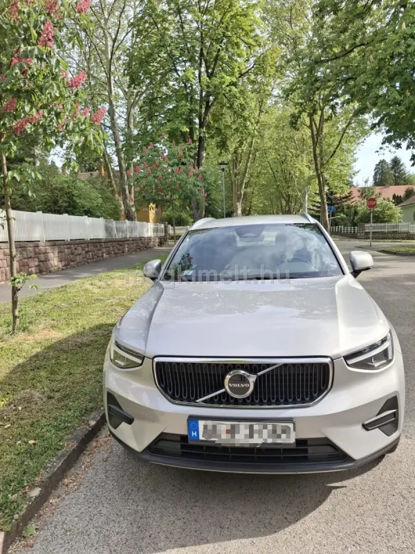 Volvo XC40 2023