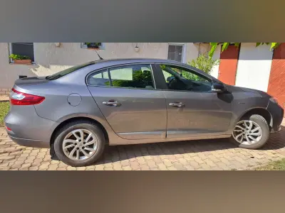 Renault Fluence 2015 (miniatűr)