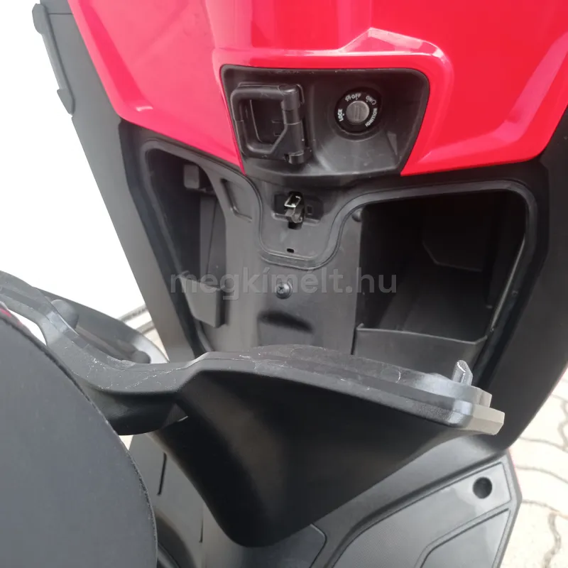 Aprilia SR 2025