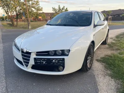 Alfa Romeo 159 (miniatűr)