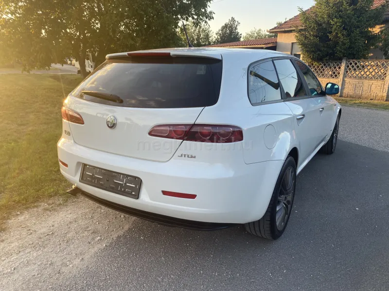 Alfa Romeo 159