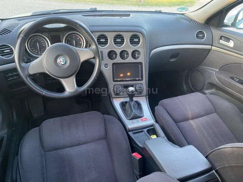 Alfa Romeo 159