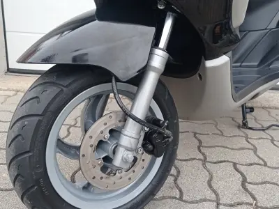 Piaggio Egyéb 2010 (miniatűr)