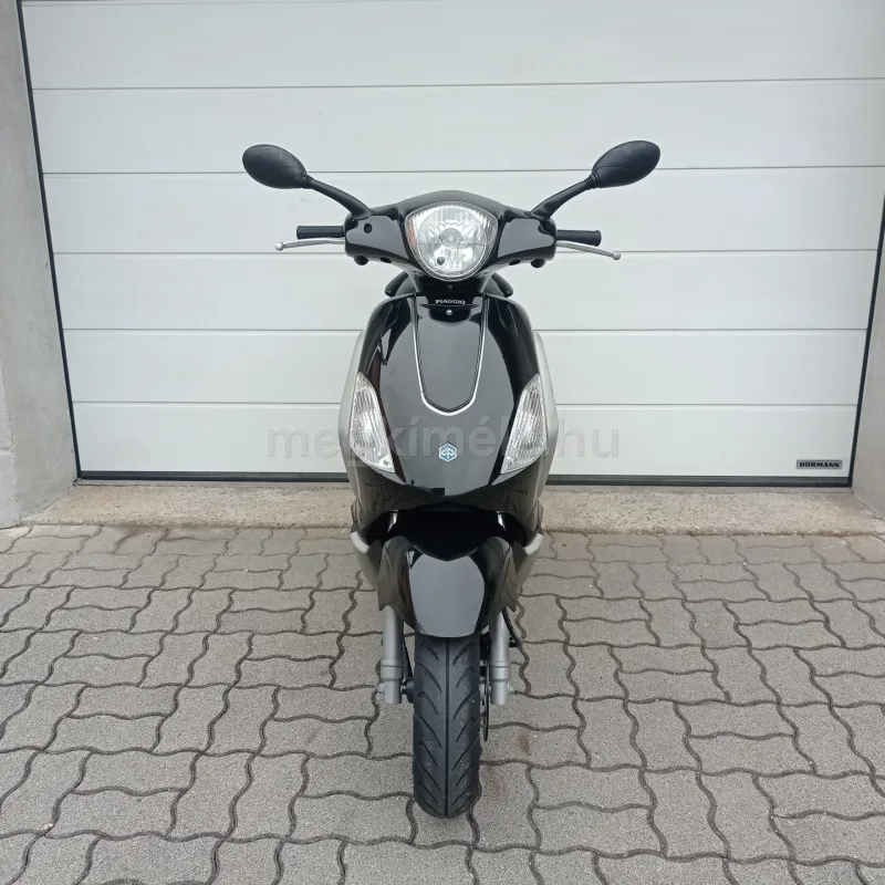 Piaggio Egyéb 2010