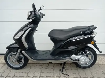Piaggio Egyéb FLY 50 2T 6938km! Szép gyári!