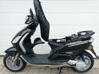 Piaggio Egyéb 2010 (miniatűr)