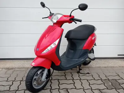 Piaggio Egyéb 2003 (miniatűr)