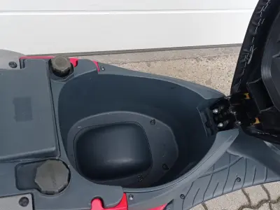 Piaggio Egyéb 2003 (miniatűr)