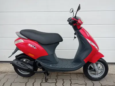 Piaggio Egyéb 2003 (miniatűr)