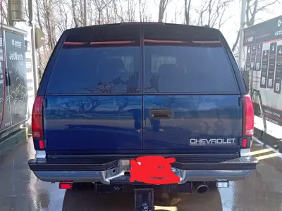 Chevrolet Suburban 1997 (miniatűr)