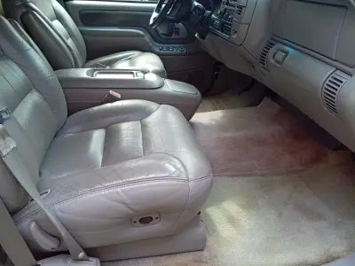 Chevrolet Suburban 1997 (miniatűr)