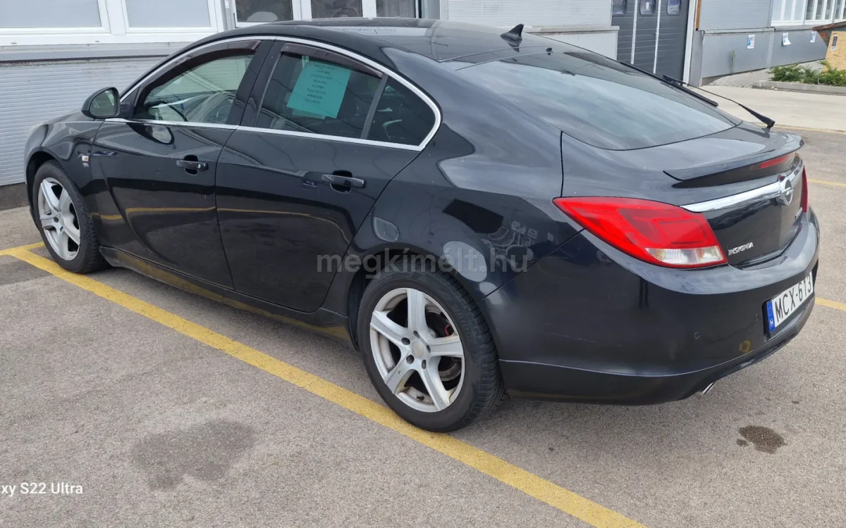 Opel Insignia 2012