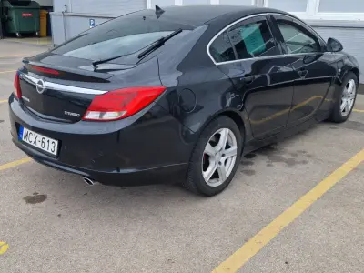 Opel Insignia 2012 (miniatűr)
