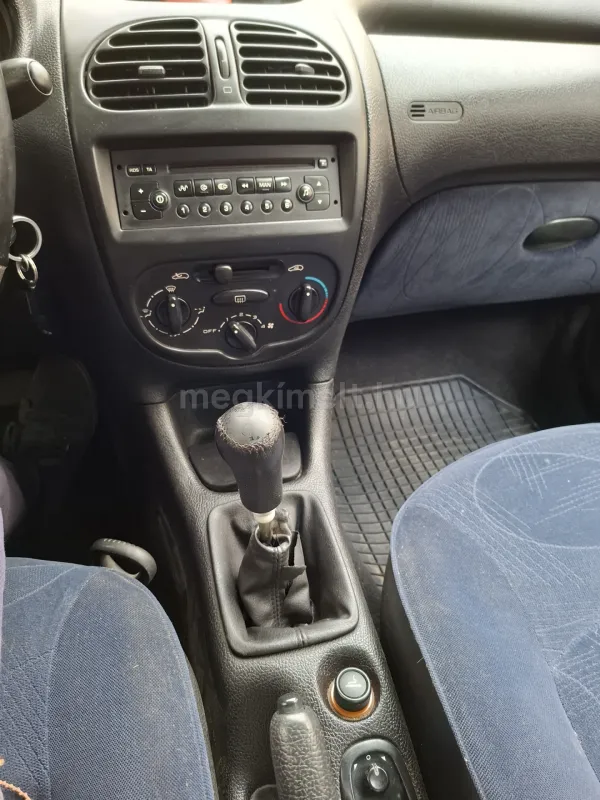 Peugeot 206 2002