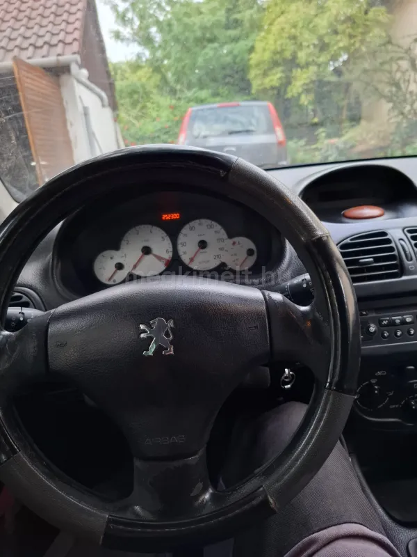 Peugeot 206 2002