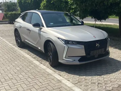 DS Automobiles DS4 1,5 BlueHDI PerformamanceLine Sérülésmentes 65000 Km