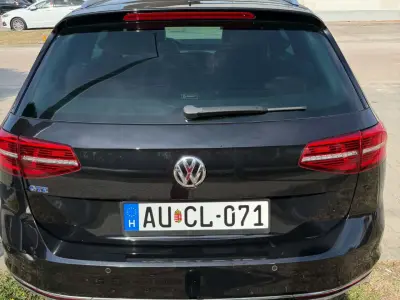 Volkswagen Passat Variant 2016 (miniatűr)